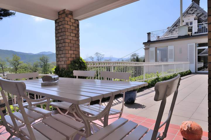 Guest Room 'La Chambre Bleue' with Mountain View, Shared Terrace and Wi-Fi in Turckheim, Colmar region
