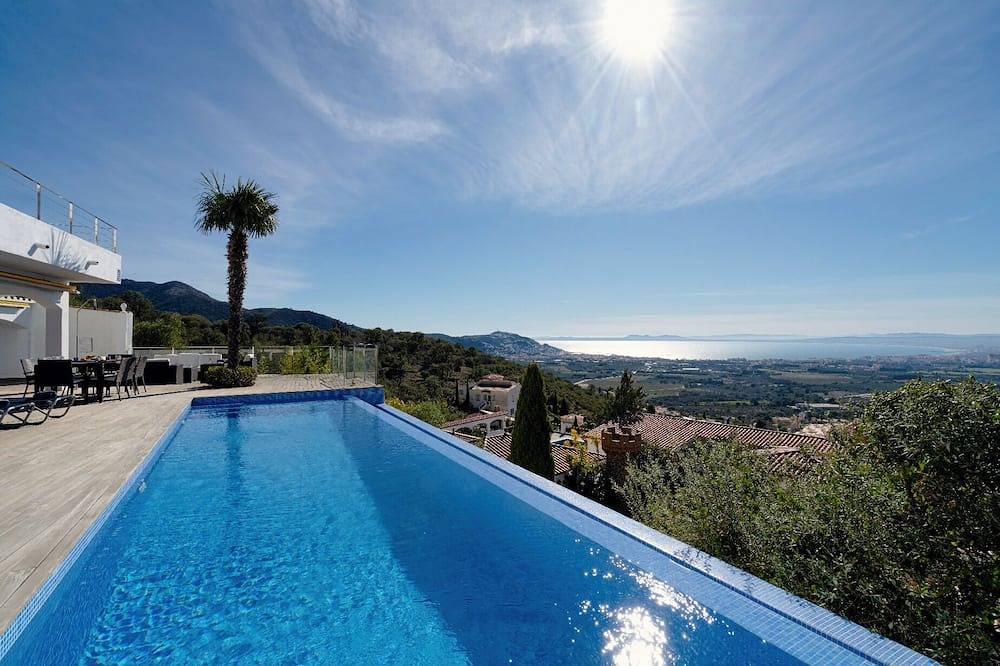 Casa vacanza a Roses a partire da 315€ a notte