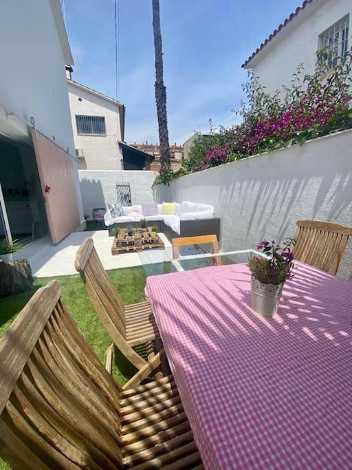 Location de vacances pour 8 personnes, avec jardin et vue à Premià de Mar - 3