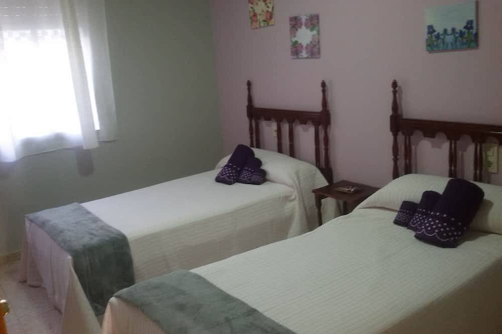 Entire apartment, Appartamento In Affitto In Affitto In Prima Linea Della Spiaggia in Poio, Rías Baixas