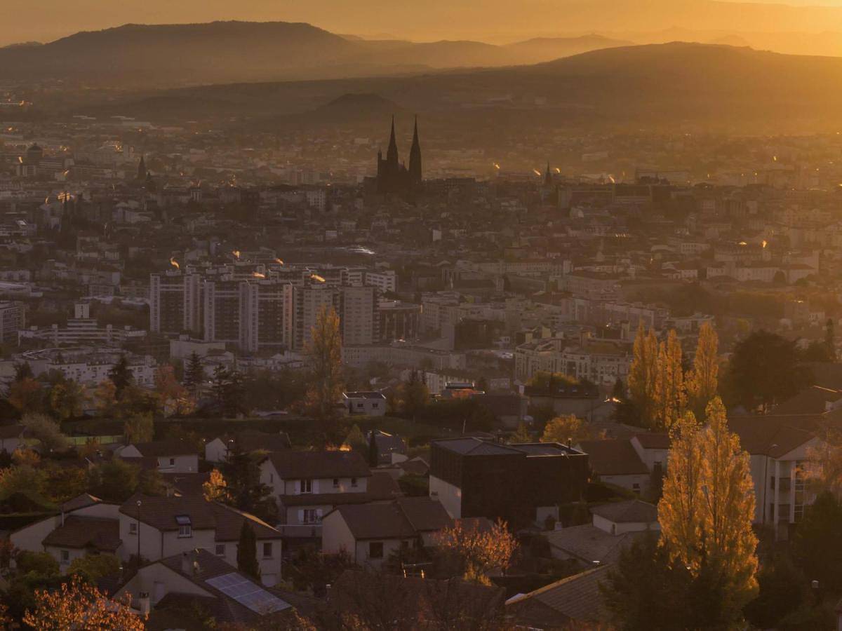 Clermont Ferrand Est in Clermont-Ferrand, Parc naturel régional des Volcans d'Auvergne