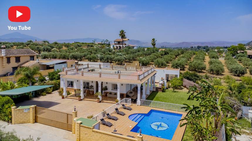 Casa rural para 10 personas, con terraza y jardín, Familias con niños en Alhaurín el Grande - 2