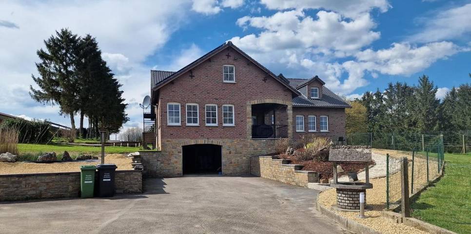 Location de vacances pour 16 personnes, avec vue et jardin à Baelen - 2