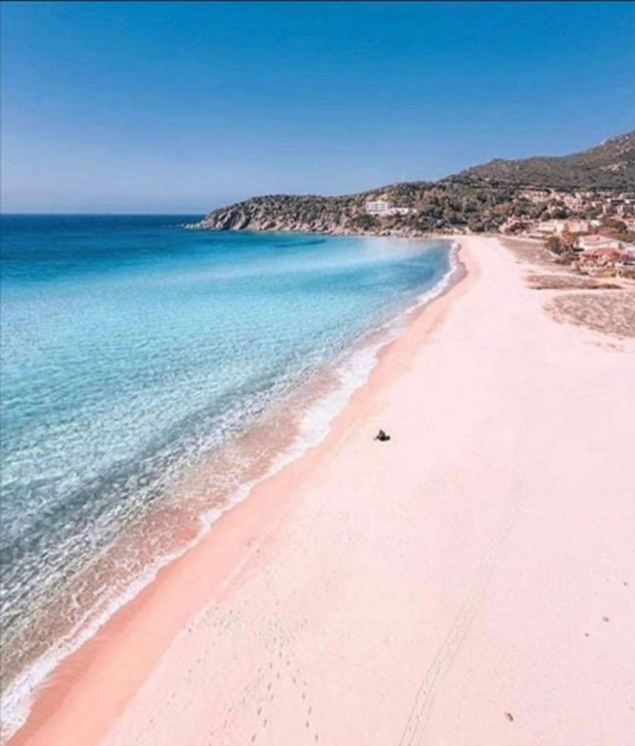 Villa Terri – Seafront Retreat on Solanas Beach in Solanas, Comune di Sinnai