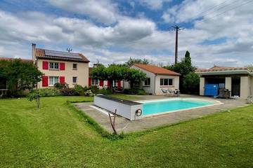Gîte pour 6 personnes, avec jardin à Fontenilles