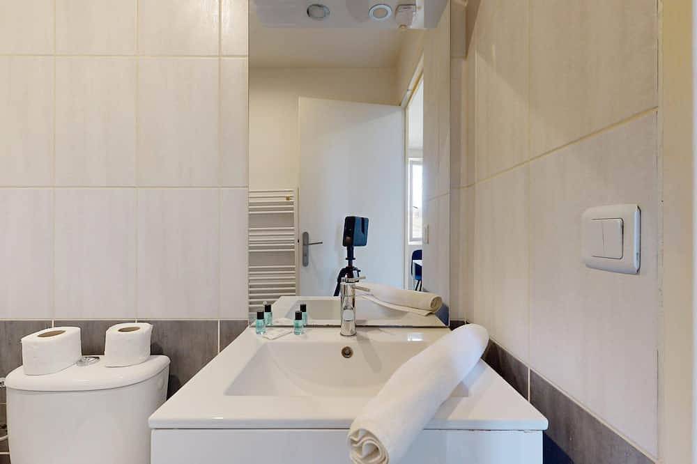 Entire apartment, Tbs 138 - Cosy and charming studio apartment in Bagnolet, Seine-Saint-Denis