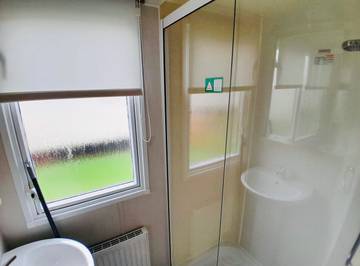 Holiday Rental for 8 People in Thornton-Cleveleys, Lancashire, Photo 4