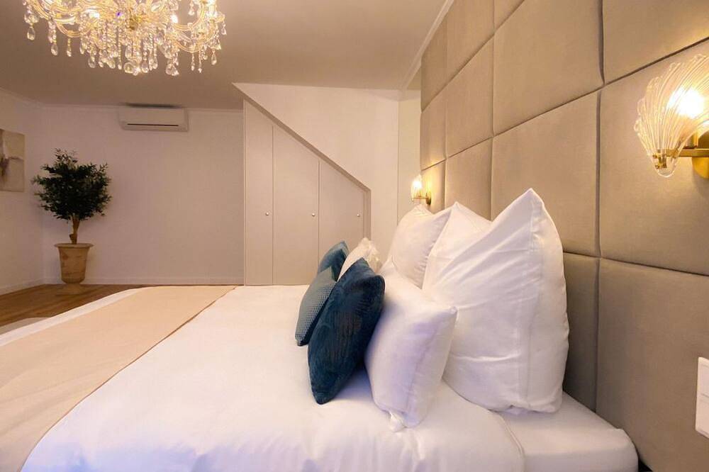 Ganze Wohnung, Grand Deluxe Apartment - Winzerhof Mußbach in Neustadt an der Weinstraße, Pfälzer Rheinebene