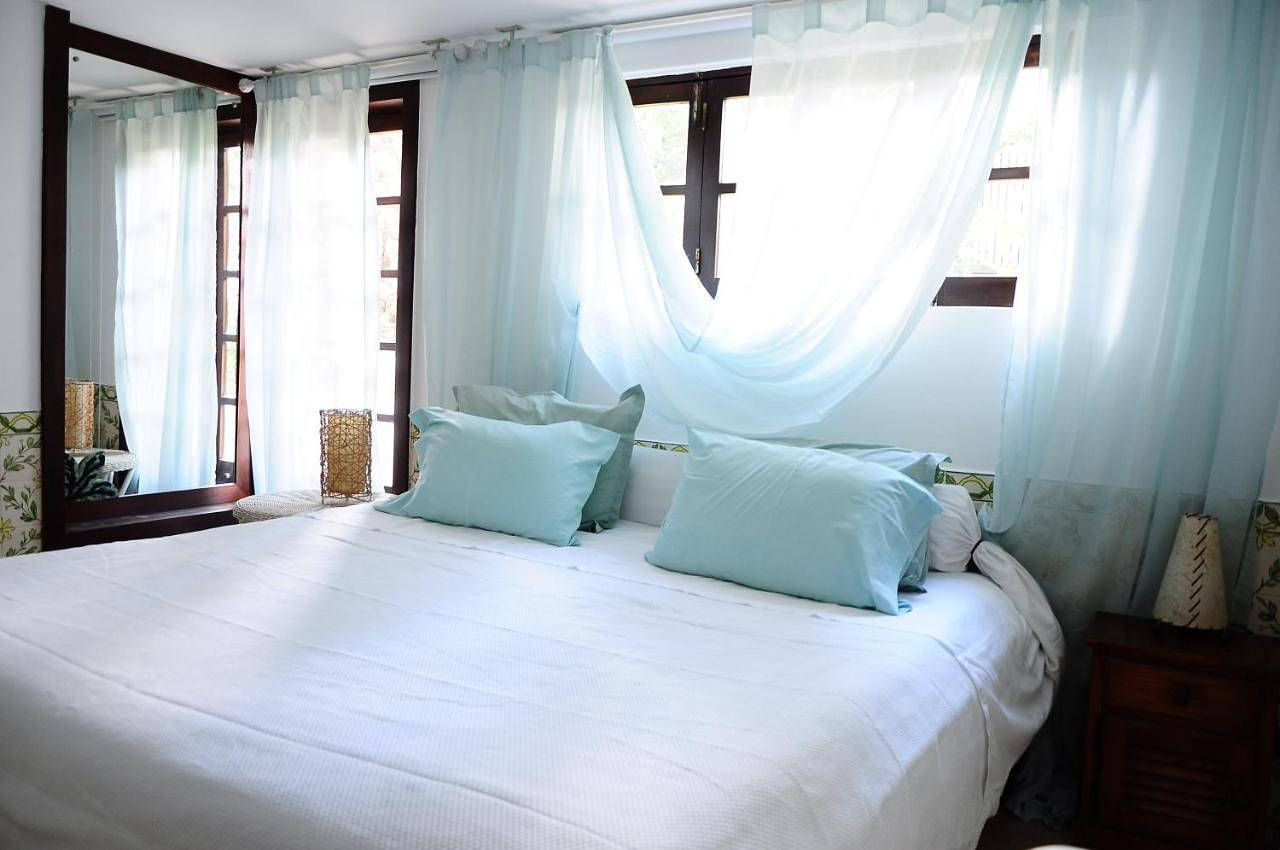 Uma Casa a Beira Sol in Santa Maria, Lagos