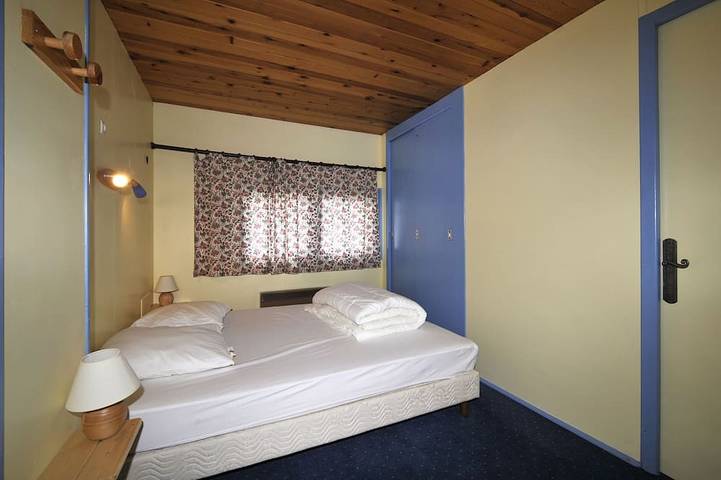 Gîte pour 12 personnes, avec jardin à Mont-Dauphin - 3