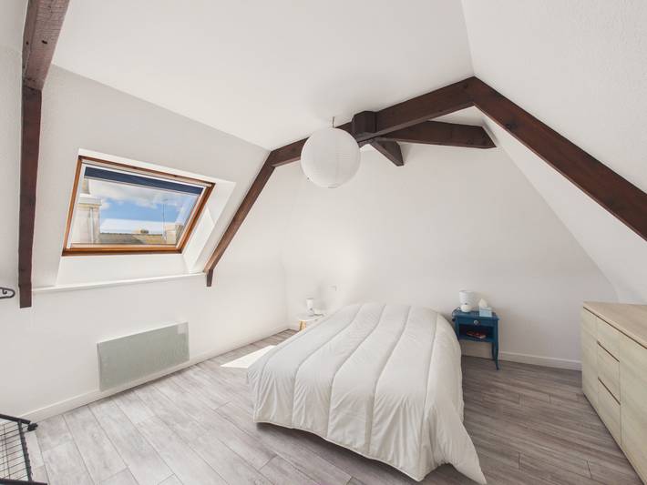 Entire apartment, Charming duplex for 2 in the city center in Pont-l'Abbé, Côte de Cornouaille