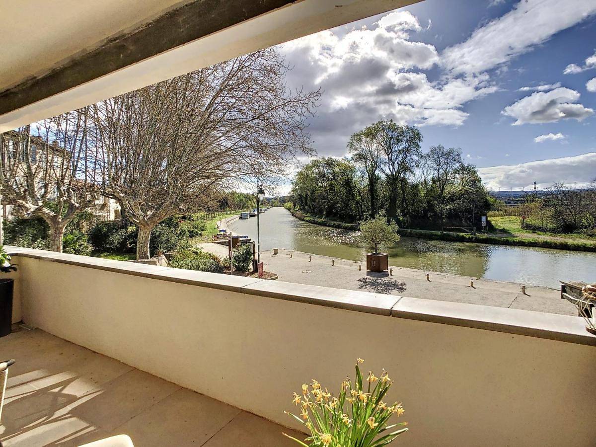 Appartement entier, Two-Bedroom Apartment in La Redorte, Région de Carcassonne