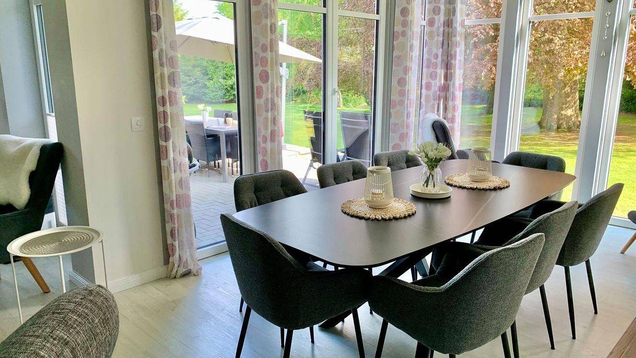 Ganze Ferienwohnung, Ferienwohnung für 9 Personen (160 m²) in Dollerup in Dollerup, Schleswig-Flensburg