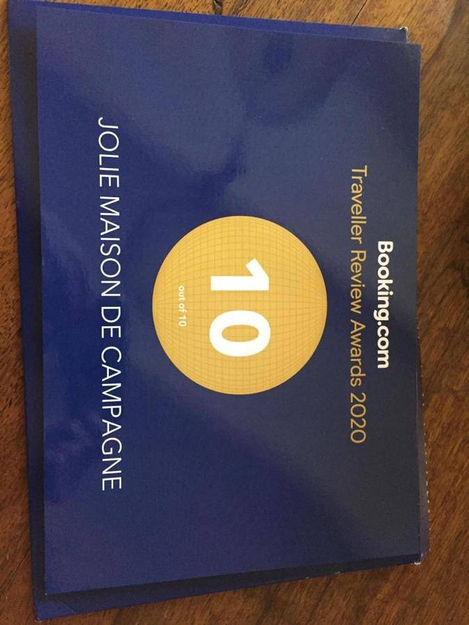 Gîte pour 2 personnes, avec piscine ainsi que jardin et vue dans Valence-en-Poitou - 4