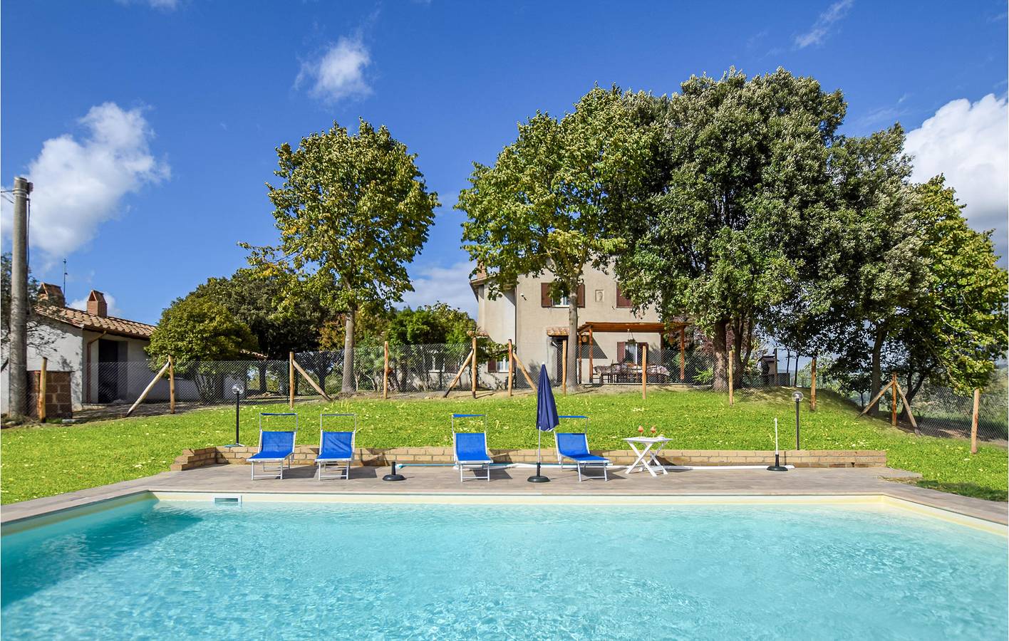 Oasis au bord de la piscine avec parking, cuisine - 2km de Giove in Giove, Province de Terni