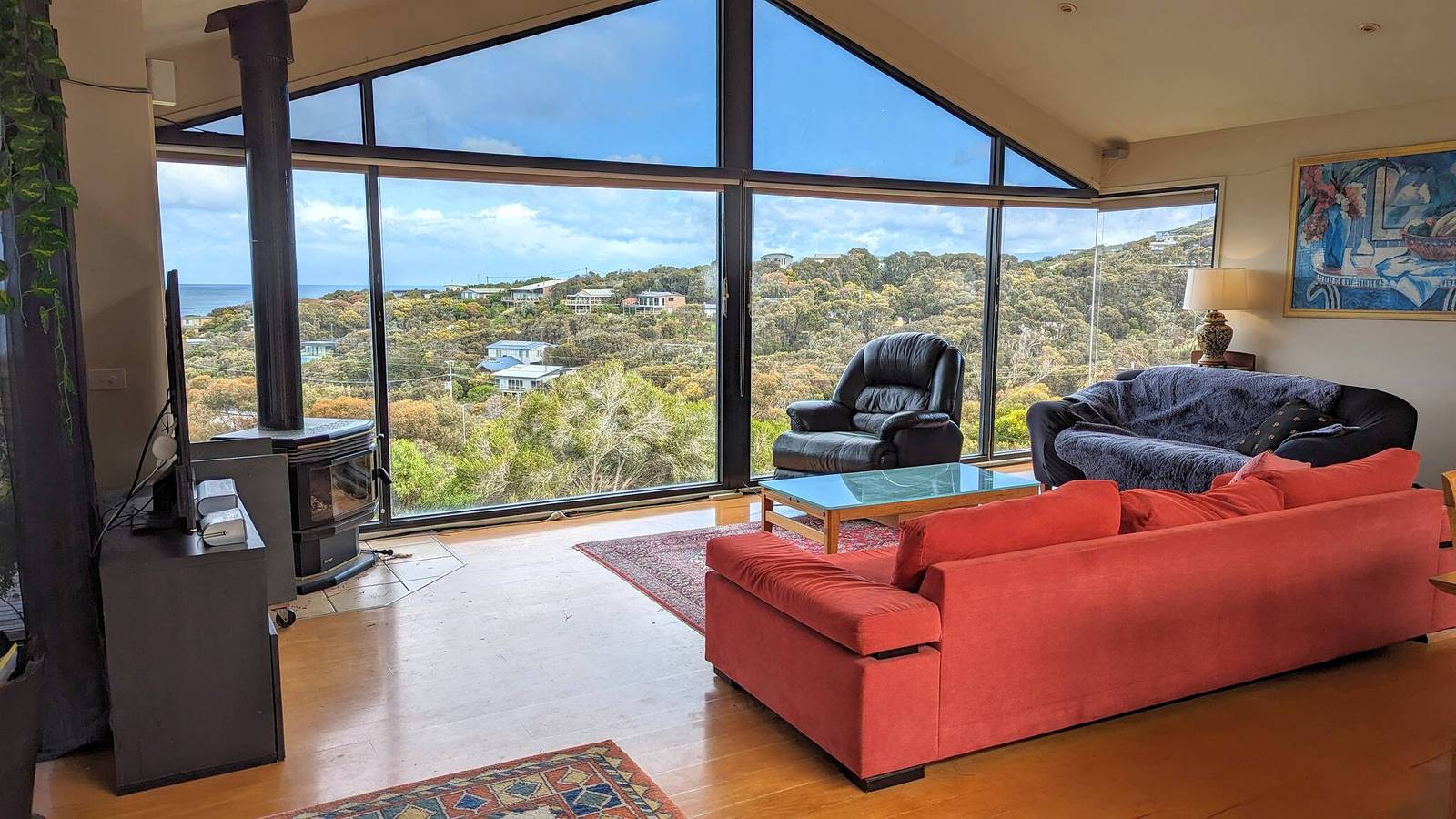 Fairhaven Beach House with Ocean Views and Tranquil Setting in Fairhaven (Victoria), Great Ocean Road
