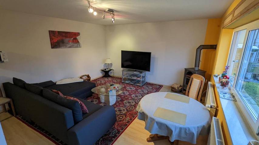 Ferienwohnung für 3 Personen, mit Terrasse und Garten sowie Ausblick