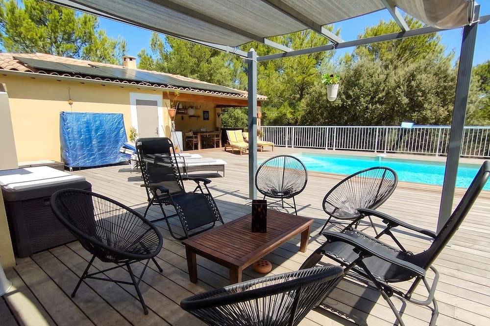 Homerez - Villa en Collias in Collias, Region de Nimes