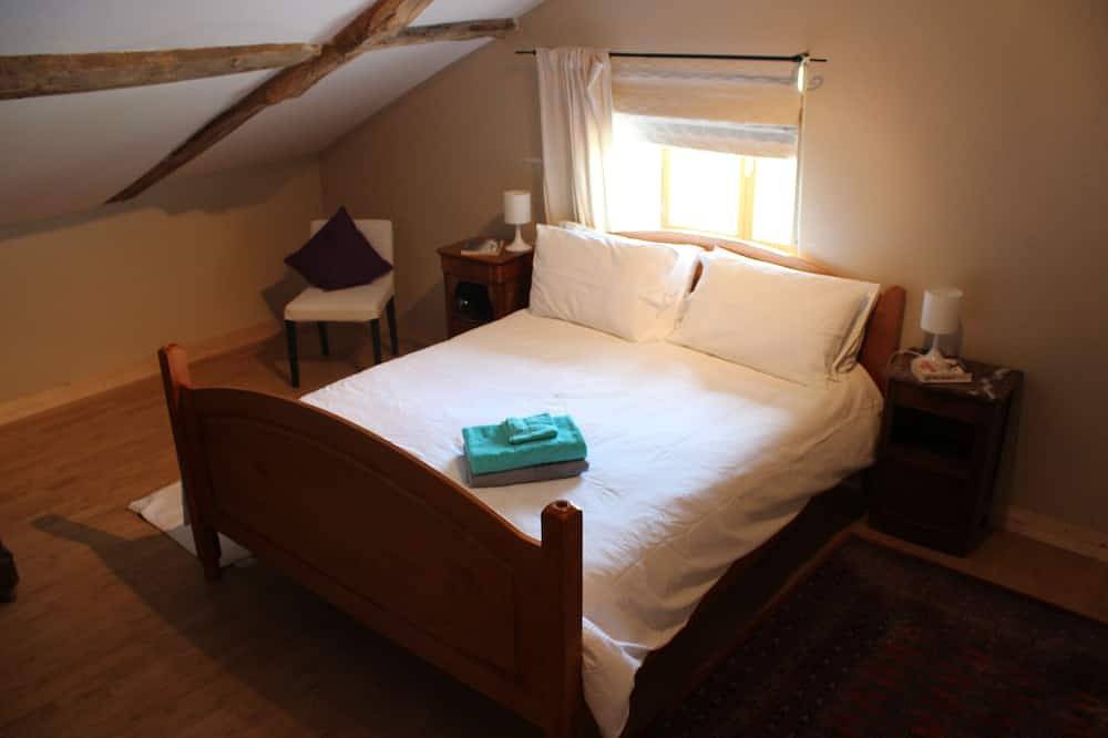 Grange magnifiquement aménagée idéale pour 2/6 personnes couples ou familles, golf, vélo in Chassenon, Charente