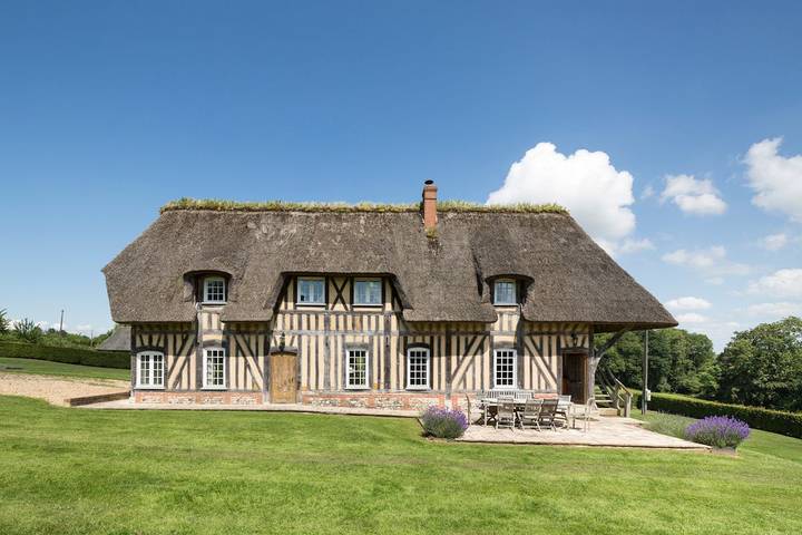 Cottage pour 10 personnes, avec jardin et terrasse, animaux acceptés à Saint-Maclou