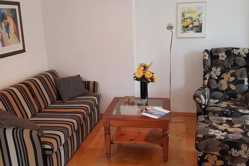 Apartamento entero, Vacation apartment Scharmützelsee, 2 adults + 1 child, 51m², balcony, directly in Bad Saarow in Bad Saarow, Dahme-Seengebiet