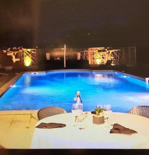 Hôtel pour 2 personnes, avec jardin et piscine, animaux acceptés