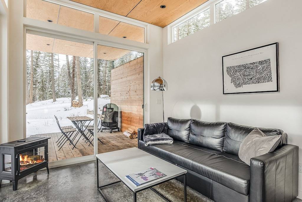 Modernes kleines Haus im Wald (Die zwei Medizin) in Lakeside (MT), Flathead Nationalwald