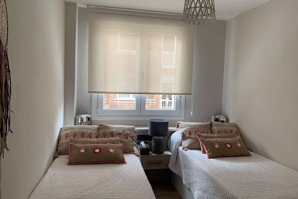 Entire apartment, Iregua Playa ideal for families, close to everything. in Laredo (Spain), Cantabrian Coast