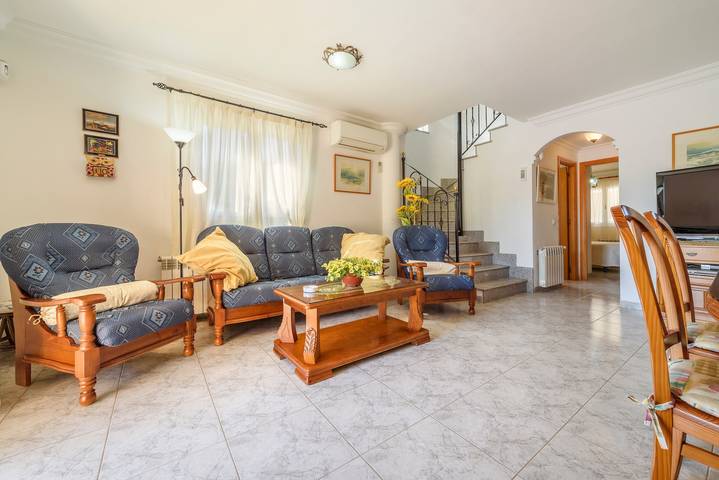 Ferienhaus Estrella de mar azul mit Pool, Klimaanlage, WLAN, Garten, Terrasse und Balkon in Port d'Alcúdia, Alcúdia