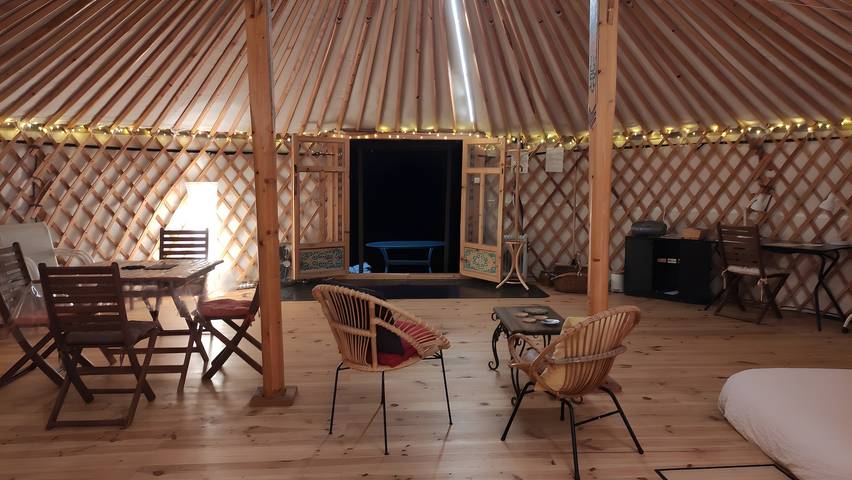 Rosane Yurt 4 Seasons - 60m², Mountain View, Private Terrace & Garden in Biert, Parc naturel régional des Pyrénées ariégeoises