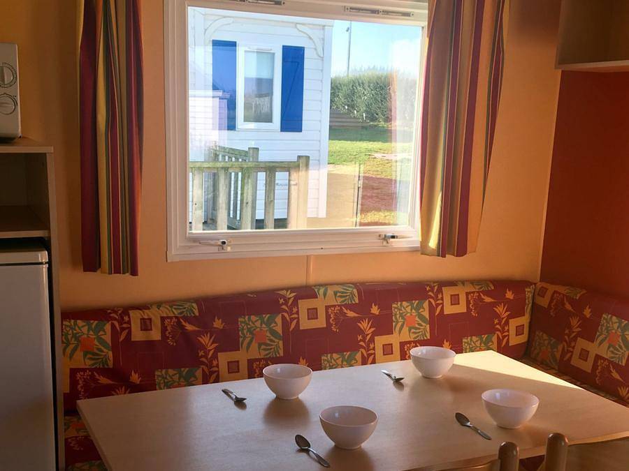 Camping Pors Ar Vag - Mobilhome 4 personnes - 30 m2 - terrasse non couverte in Plomodiern, Région de Châteaulin