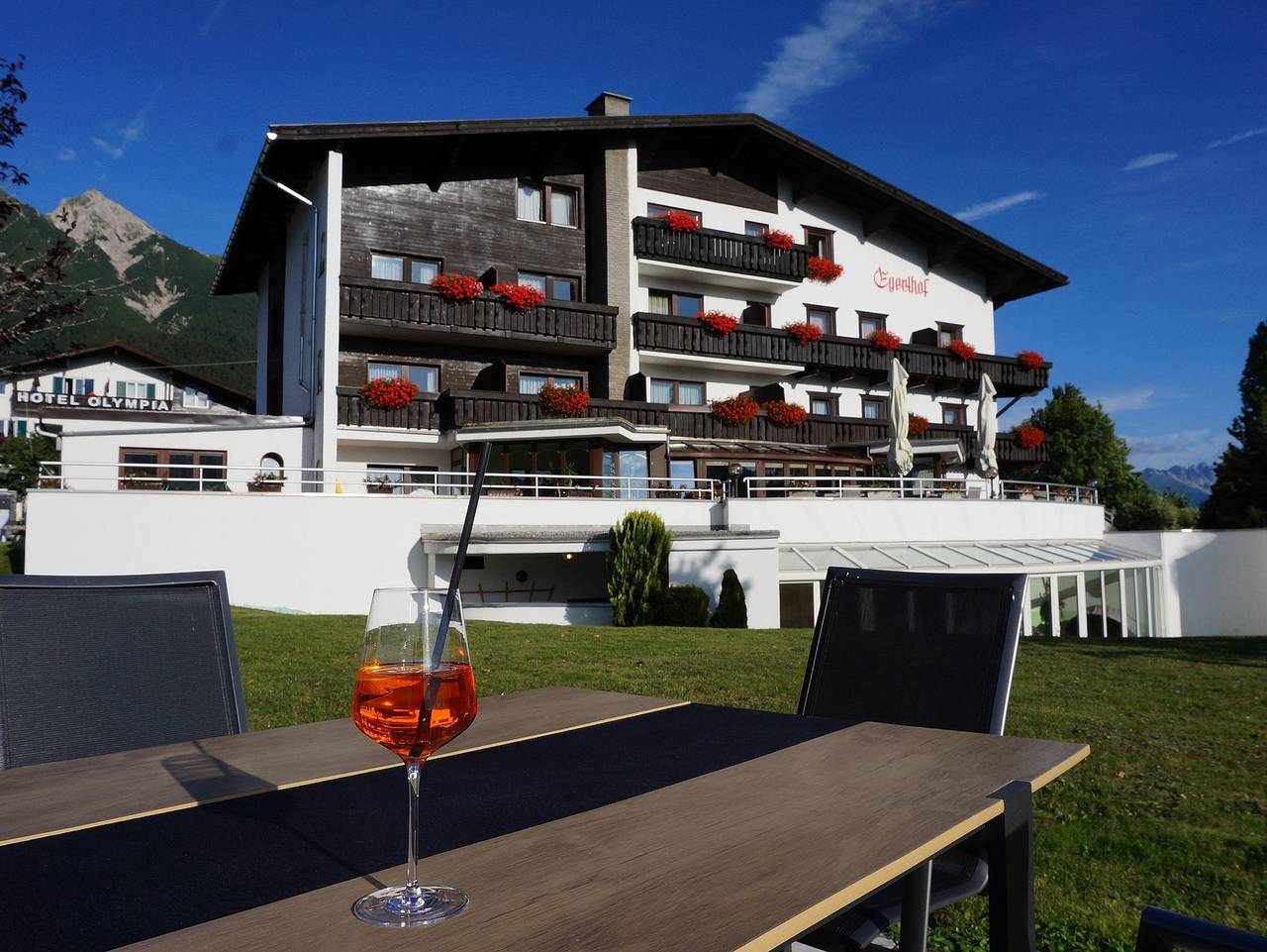 Hotel Garni Egerthof - Einzelzimmer mit Dusche oder Bad, Wc in Seefeld in Tirol, Innsbruck Land