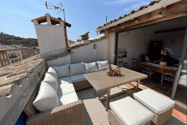 Location de vacances pour 7 personnes, avec terrasse, adapté aux familles à La Garde-Freinet - 2