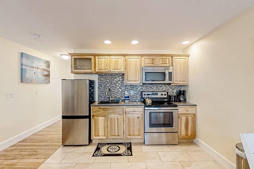 Ganze Wohnung, New Condo w/Water-View Deck in Edgecomb's Sheepscot Harbour Resort in Edgecomb, Lincoln County (Maine)