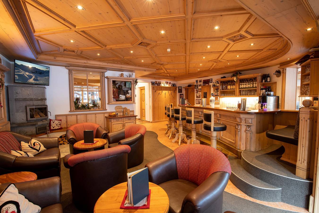 Entire holiday apartment, Monte Bianco in Ischgl, Verwall mountains