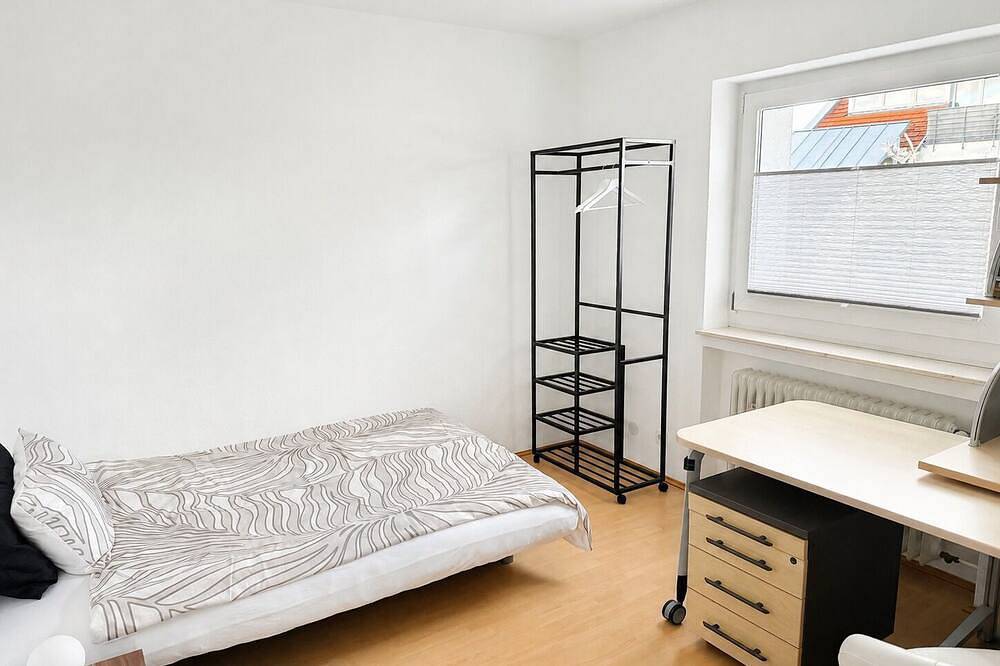 Ganze Wohnung, Familienfreundliche 4,5-Zimmer-Ferienwohnung Bella Wlan inklusive in Volkertshausen, Landkreis Konstanz