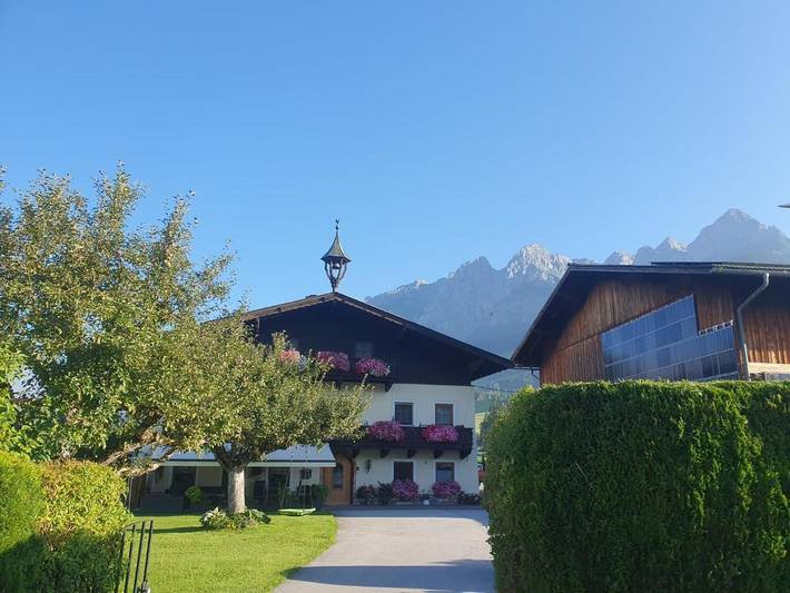 Ferienwohnung für 3 Personen, mit Ausblick in Pfarrwerfen
