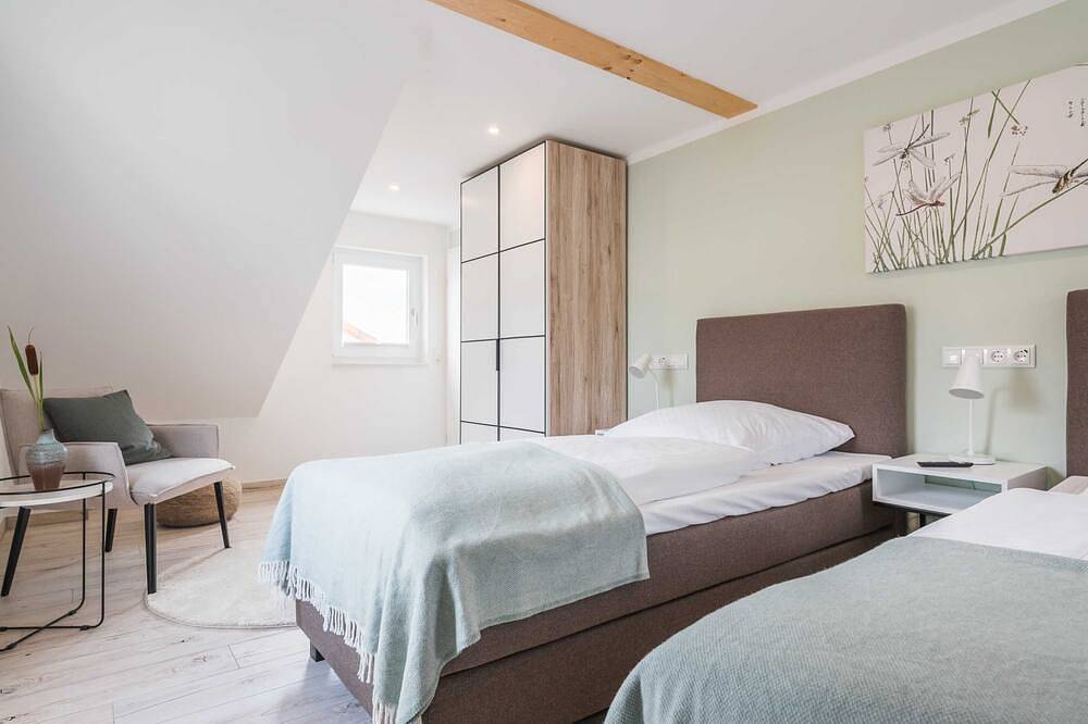 Exklusives Ferienhaus mit Sauna-Garten-See-Entertainment - Ferienhaus Am Schilf in Krakow am See, Mecklenburgische Seenplatte