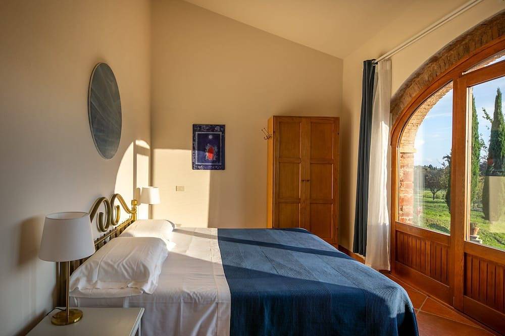 Private Villa, Pool, Whirlpool, kostenloses Wi-Fi, Siena in Sovicille, Chianti