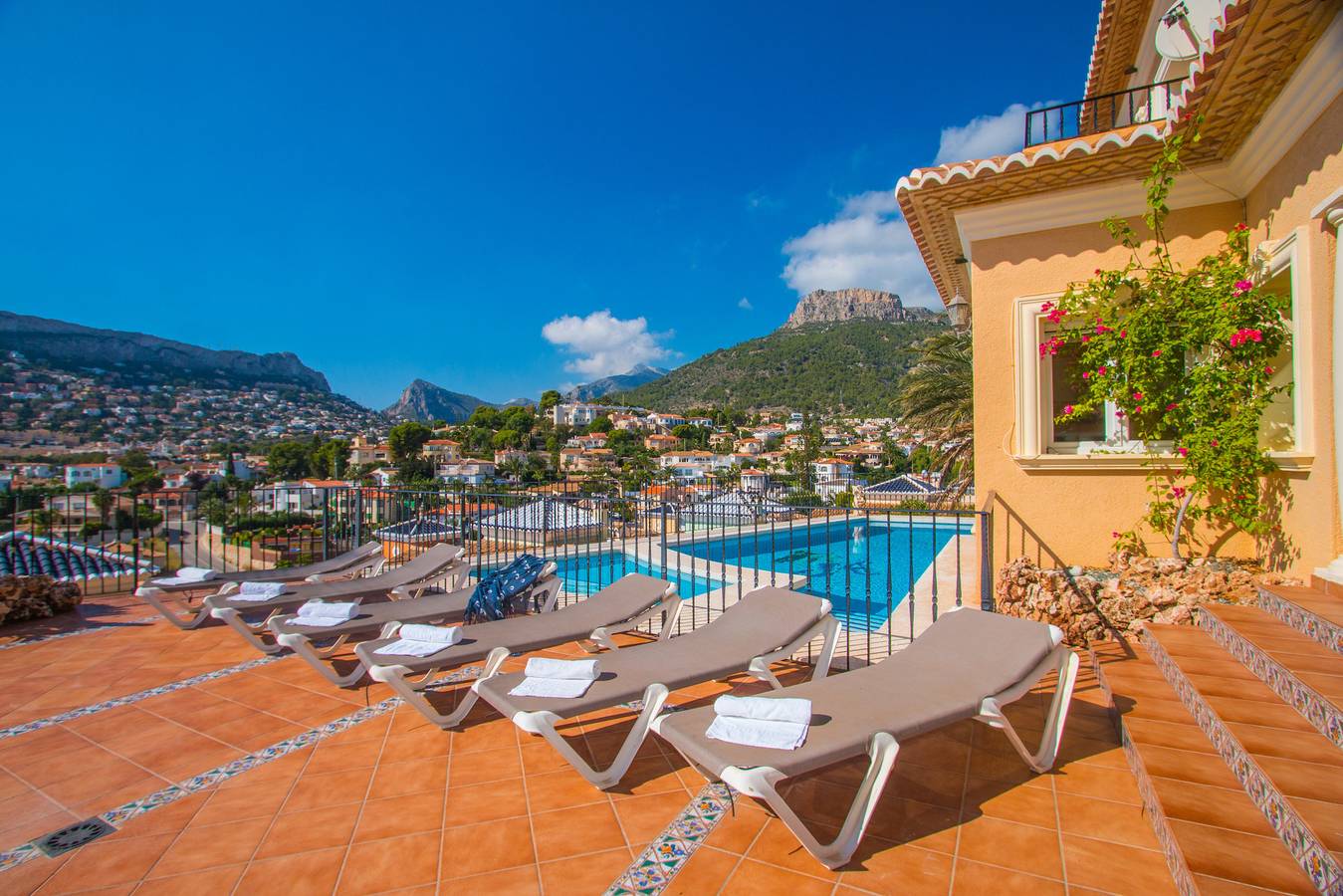 Villa Encanto - Plusholidays in La Manzanera, Calpe