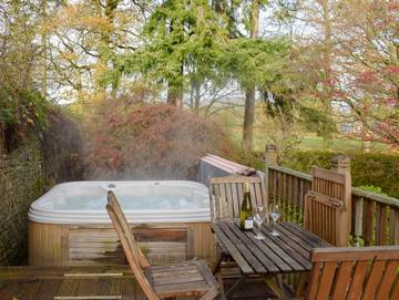 Cottage for 4 People in Loch Lomond, Argyll & Bute, Photo 1