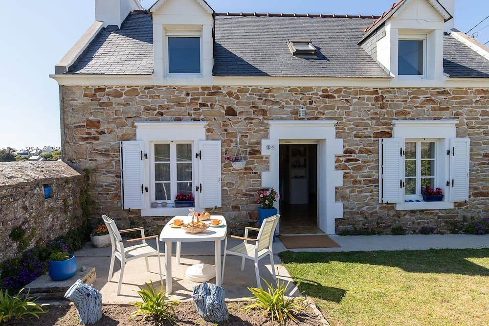 Les Hortensias by Interhome in Pointe du Raz, Plogoff
