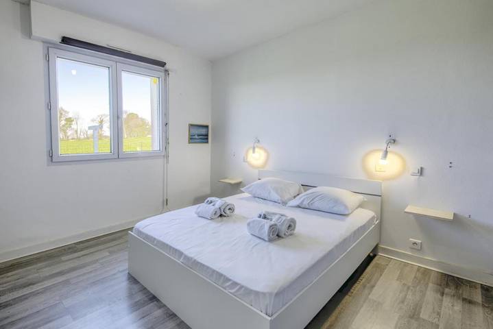 Location de vacances pour 8 personnes, avec jardin à Saint-Nolff - 4