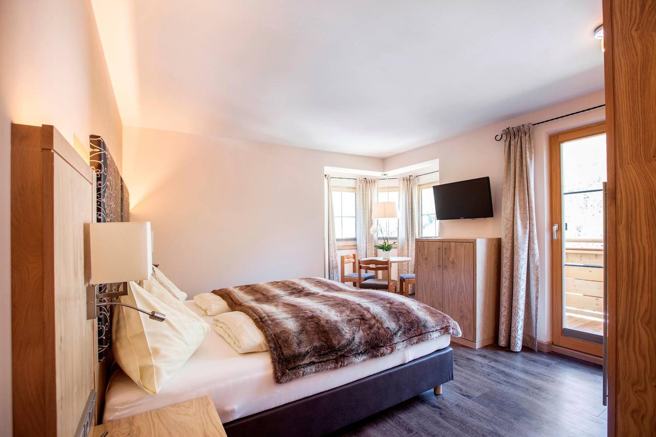 Doppelzimmer Turmzimmer in Mariastein, Kaisergebirge