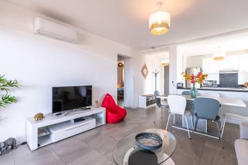 Location De Vacances pour 6 Personnes dans Porticcio, Grosseto-Prugna, Photo 4