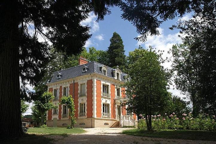 Maison d’hôte pour 6 personnes, avec terrasse et jacuzzi ainsi que sauna et jardin dans Saône-et-Loire - 3