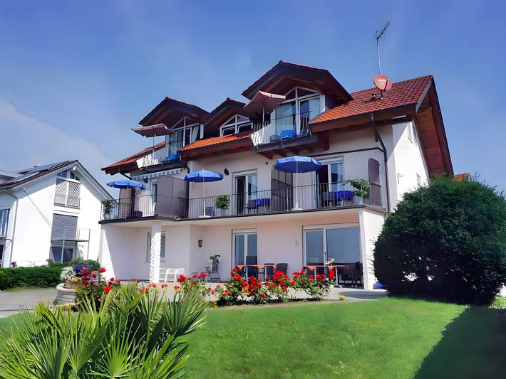Zimmer für 2 Personen, mit Seeblick und Balkon am Bodensee