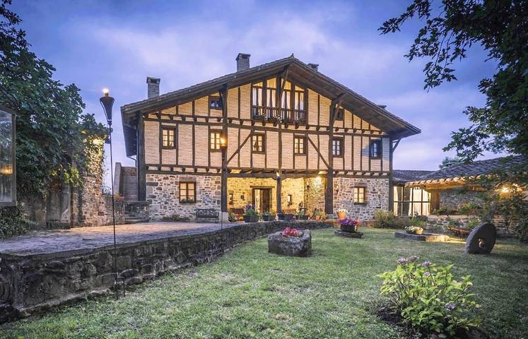 Casa rural para 3 personas, con Terraza además de Jardín y Vistas en Álava
