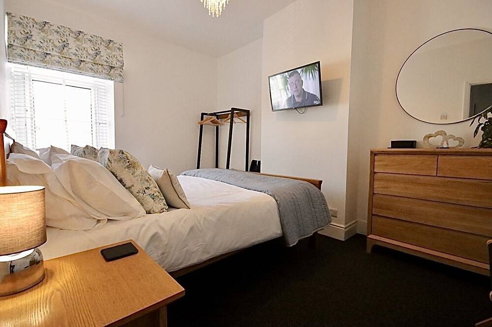 Kindly Light traditional built cottage in Amble, Northumberland