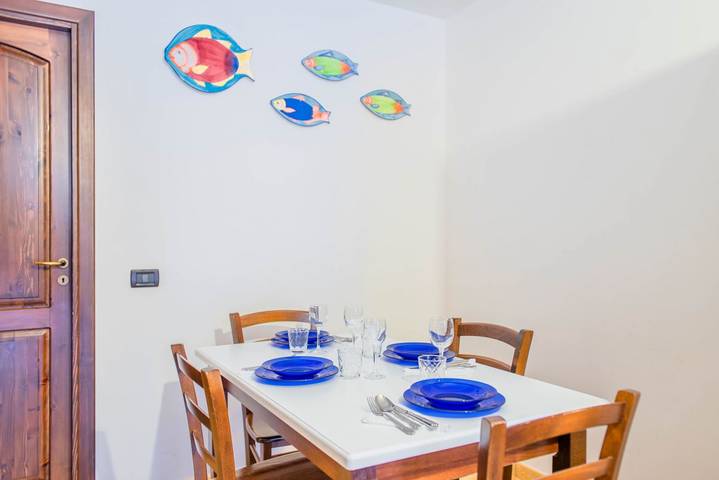 Ganze Wohnung, Ferienwohnung für 5 Personen mit Balkon/Terrasse in Lampedusa Stadt, Lampedusa e Linosa